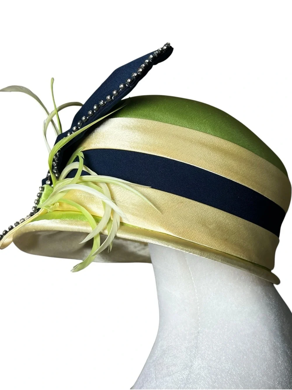 VTG ML Studio Green Satin Cloche Derby Church Hat Fascinator Cocktail Headpiece